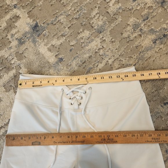 Year Of Ours Bone White Leggings Lace Up Front Ties Size XL Off White Revolve - Picture 10 of 15